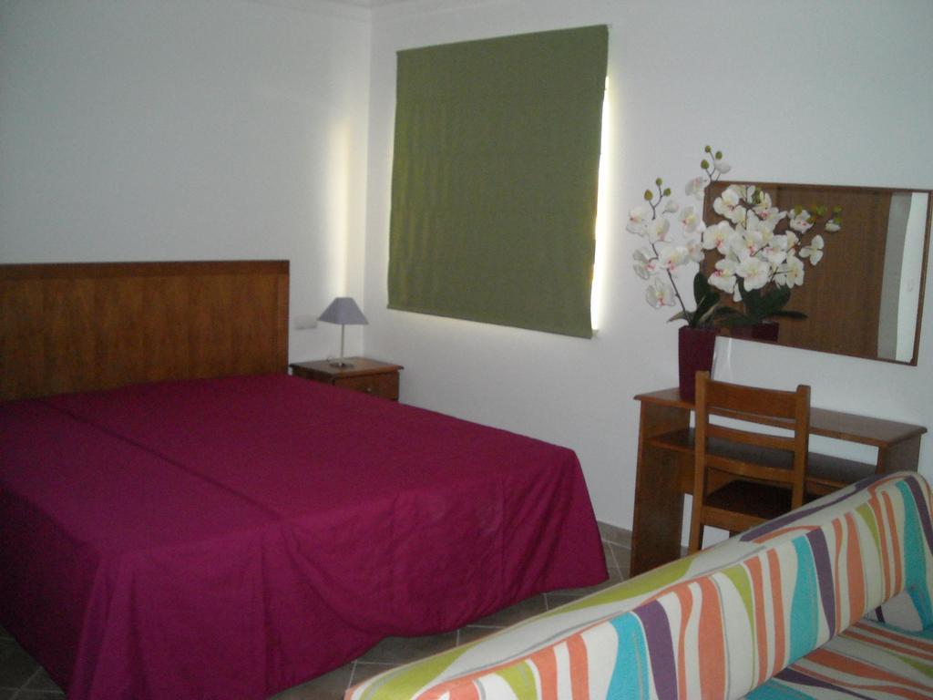 Smy Santa Eulalia Algarve Aparthotel Albufeira Ruang foto